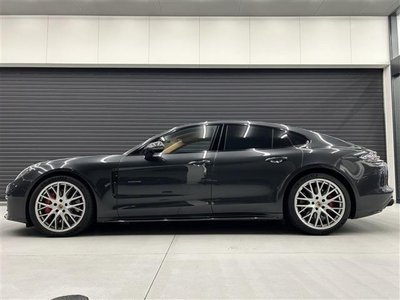 2019 Porsche PANAMERA 缩略图 3