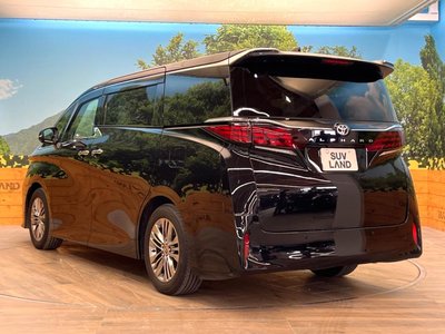 2023 Toyota ALPHARD — фото 25