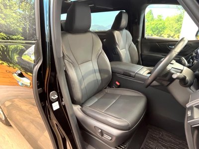 2023 Toyota ALPHARD — фото 8