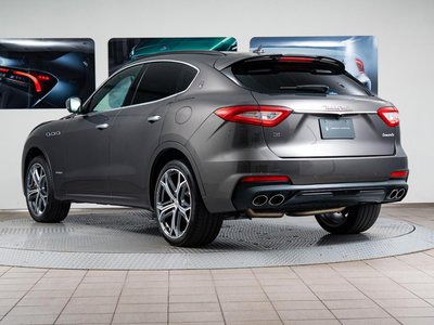 2021 Maserati LEVANTE — фото 4