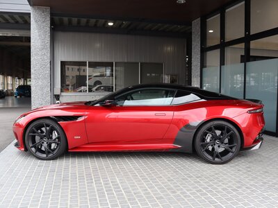 2019 Aston Martin DBS SUPERLEGGERA 照片 20