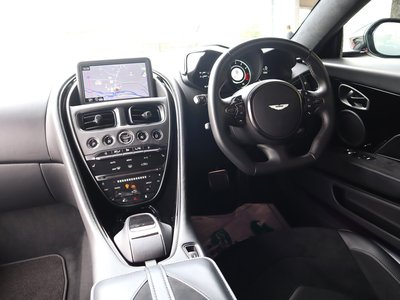 صورة 3 لـ 2019 Aston Martin DBS SUPERLEGGERA