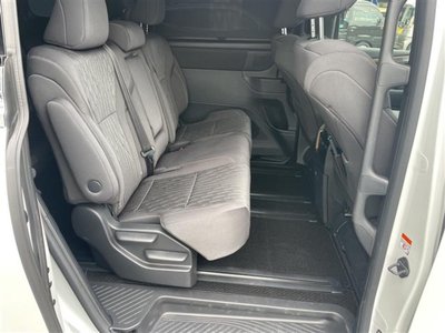 2025 Toyota ALPHARD — фото 19