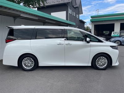 2025 Toyota ALPHARD — фото 26