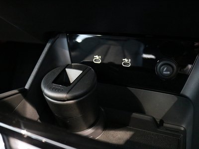 صورة 15 لـ 2025 AUDI Q6 E-TRON