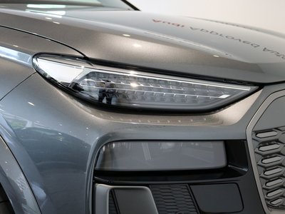 2025 AUDI Q6 E-TRON thumbnail 26