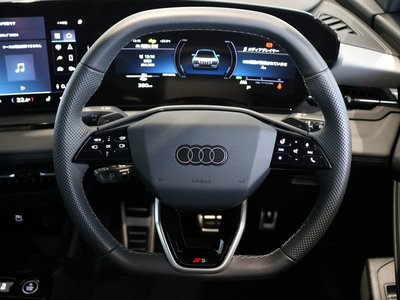 صورة 11 لـ 2025 AUDI Q6 E-TRON