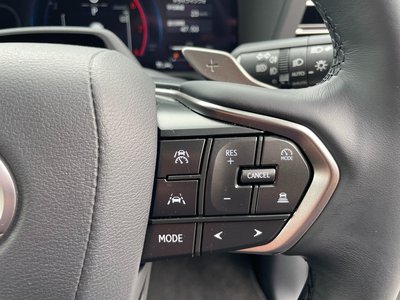 2025 Lexus GX — миниатюра 42