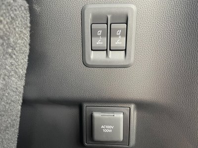 2025 Lexus GX — миниатюра 22