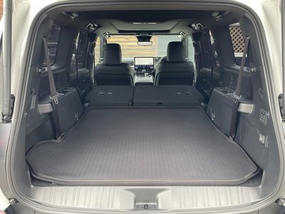 2025 Lexus GX — миниатюра 20