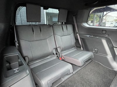 2025 Lexus GX — миниатюра 35