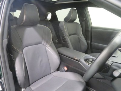 2025 Toyota CROWN SPORT 照片 6