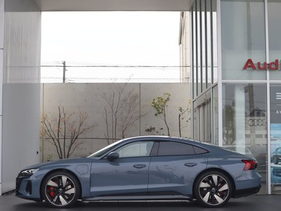 صورة مصغرة 17 لـ 2024 AUDI E-TRON GT QUATTRO