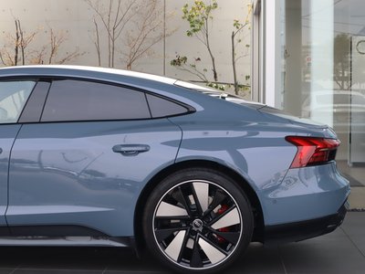 صورة مصغرة 22 لـ 2024 AUDI E-TRON GT QUATTRO