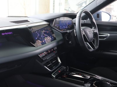 صورة مصغرة 90 لـ 2024 AUDI E-TRON GT QUATTRO