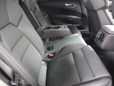 صورة مصغرة 100 لـ 2024 AUDI E-TRON GT QUATTRO