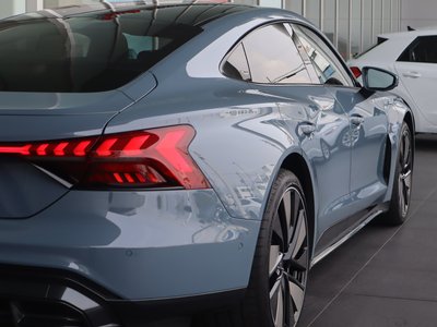 صورة مصغرة 36 لـ 2024 AUDI E-TRON GT QUATTRO