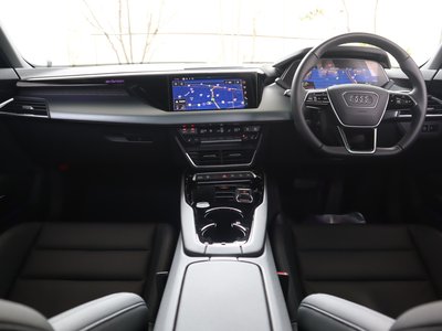 صورة مصغرة 91 لـ 2024 AUDI E-TRON GT QUATTRO