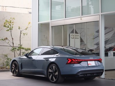 صورة مصغرة 24 لـ 2024 AUDI E-TRON GT QUATTRO