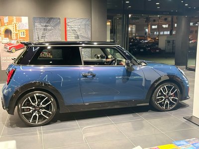 صورة 5 لـ 2025 MINI COOPER