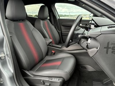 صورة 5 لـ 2025 ALFA Romeo JUNIOR