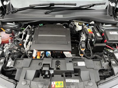 صورة 23 لـ 2025 ALFA Romeo JUNIOR