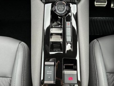 صورة 13 لـ 2025 ALFA Romeo JUNIOR