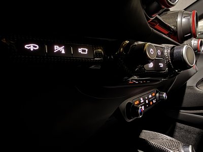 2020 Ferrari 812 SUPERFAST — миниатюра 32