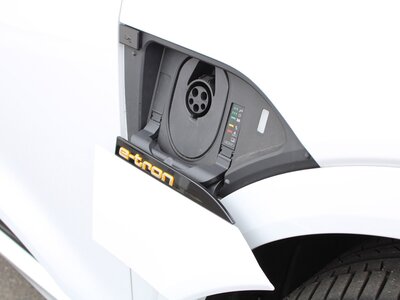 2022 AUDI E-TRON 缩略图 15