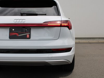 2022 AUDI E-TRON 缩略图 27
