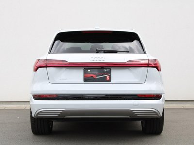 2022 AUDI E-TRON 缩略图 6