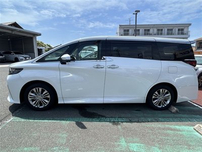 صورة 5 لـ 2025 Toyota ALPHARD