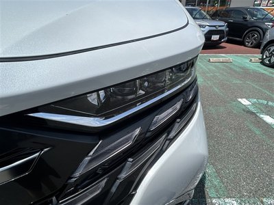 صورة 7 لـ 2025 Toyota ALPHARD