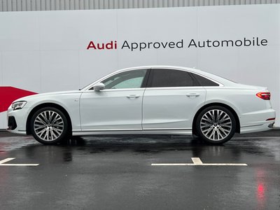 2023 AUDI A8 photo 12