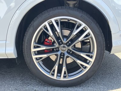 2025 AUDI SQ5 thumbnail 18