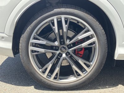 2025 AUDI SQ5 thumbnail 17
