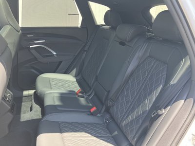 2025 AUDI SQ5 photo 11