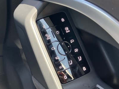 2025 AUDI SQ5 thumbnail 50