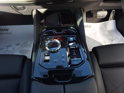 2025 BMW I5 thumbnail 37