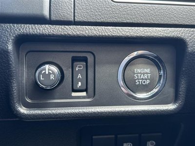 2023 Toyota LAND CRUISER PRADO photo 14