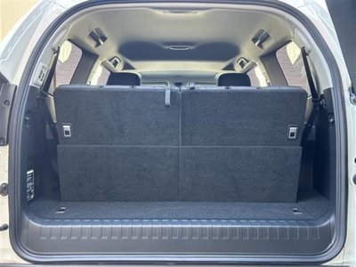 2023 Toyota LAND CRUISER PRADO thumbnail 36