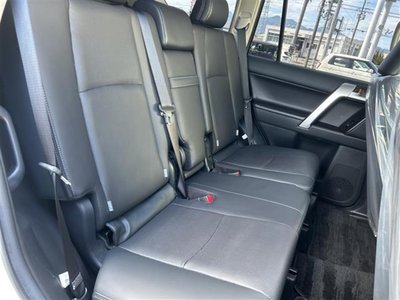 2023 Toyota LAND CRUISER PRADO thumbnail 28
