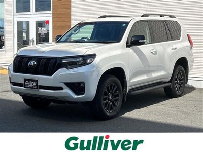2023 Toyota LAND CRUISER PRADO photo 1