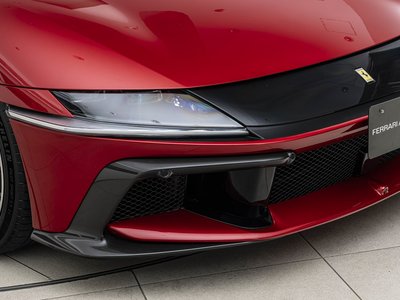 صورة 24 لـ 2025 Ferrari 12 CILINDRI