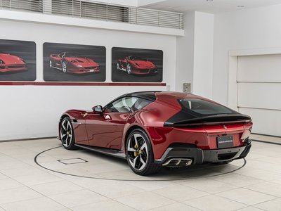 صورة 8 لـ 2025 Ferrari 12 CILINDRI