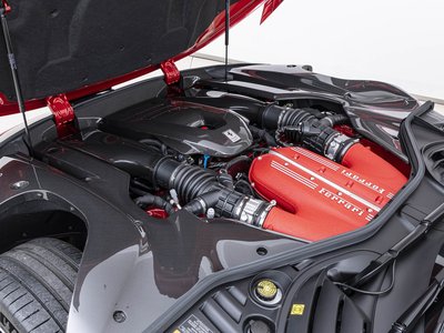 صورة 29 لـ 2025 Ferrari 12 CILINDRI