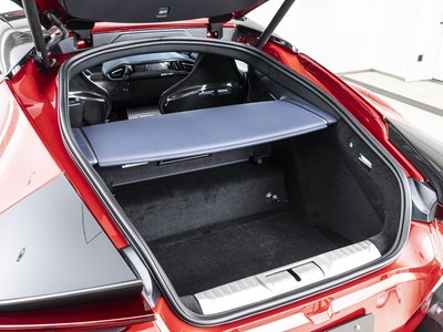 صورة 31 لـ 2025 Ferrari 12 CILINDRI