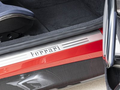 صورة 21 لـ 2025 Ferrari 12 CILINDRI