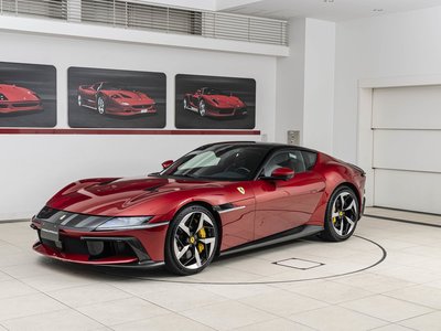 صورة 10 لـ 2025 Ferrari 12 CILINDRI