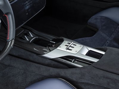 صورة 18 لـ 2025 Ferrari 12 CILINDRI